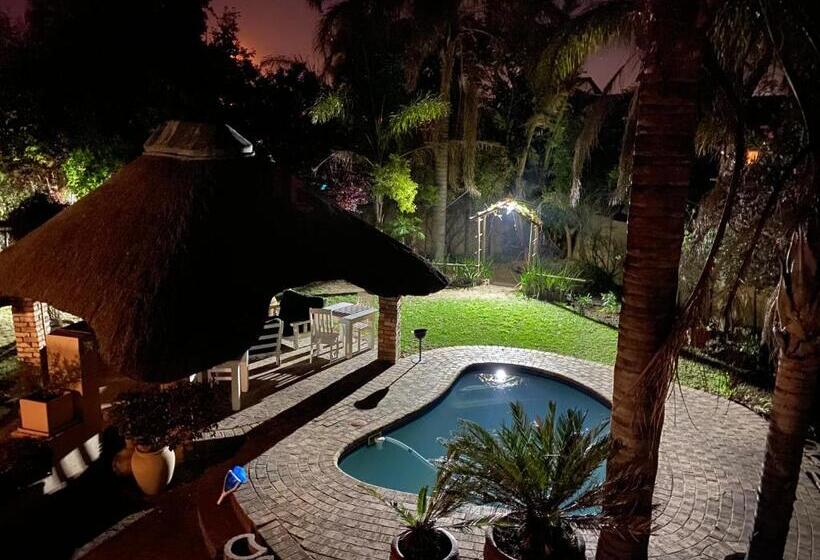 ガーデンビュースタンダードルーム, Ndzuti Guest House