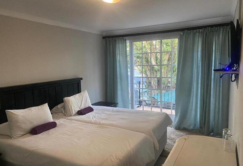 バルコニー付きデラックスルーム, Ndzuti Guest House