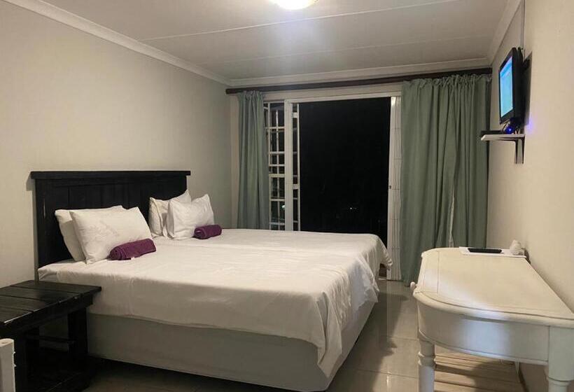 バルコニー付きデラックスルーム, Ndzuti Guest House