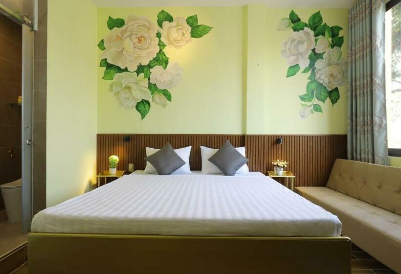 اتاق لوکس با تخت بزرگ, 69 S Hometel