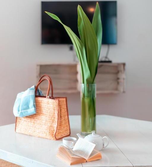 غرفة قياسية, B4 Boutique