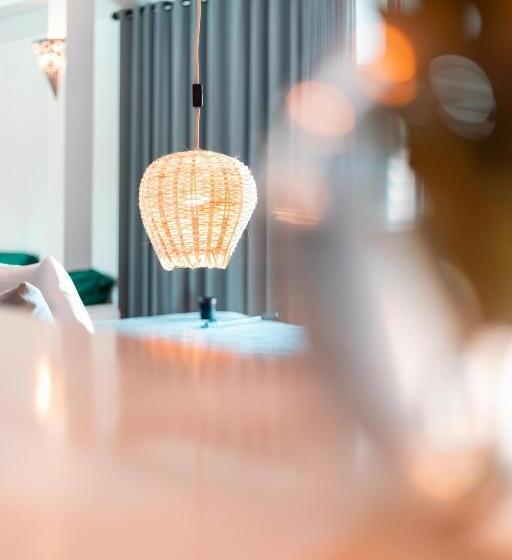 غرفة قياسية, B4 Boutique