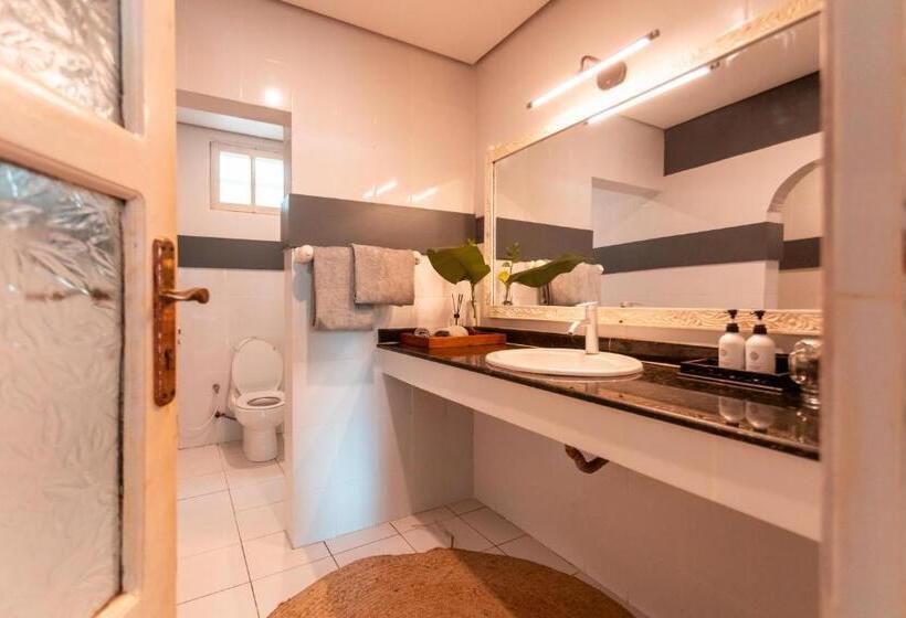 غرفة قياسية مطلّة علي الحديقة, B4 Boutique