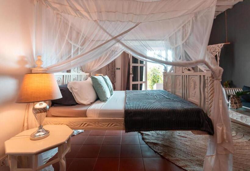 غرفة قياسية مطلّة علي الحديقة, B4 Boutique