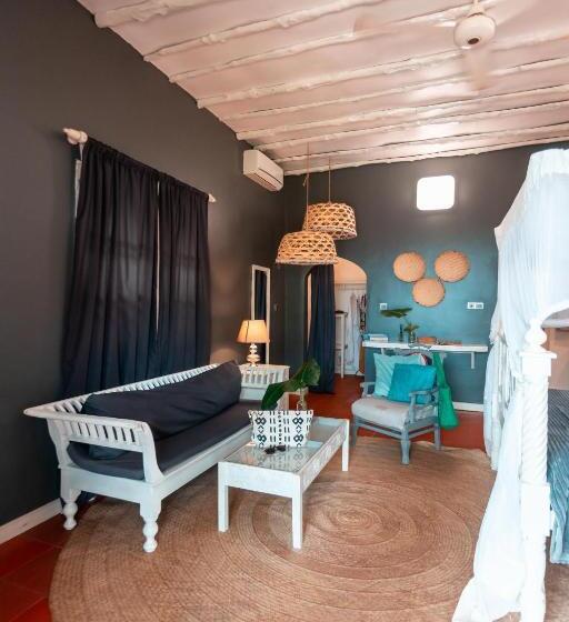 غرفة قياسية مطلّة علي الحديقة, B4 Boutique