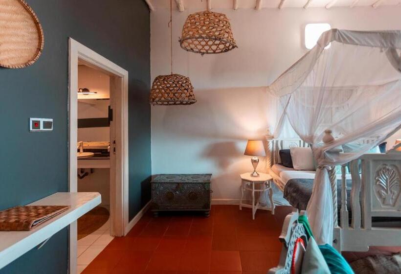 غرفة قياسية مطلّة علي الحديقة, B4 Boutique