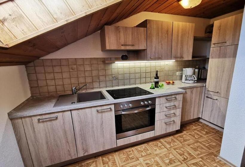 침실 1개 발코니 아파트, Beim Appertinger