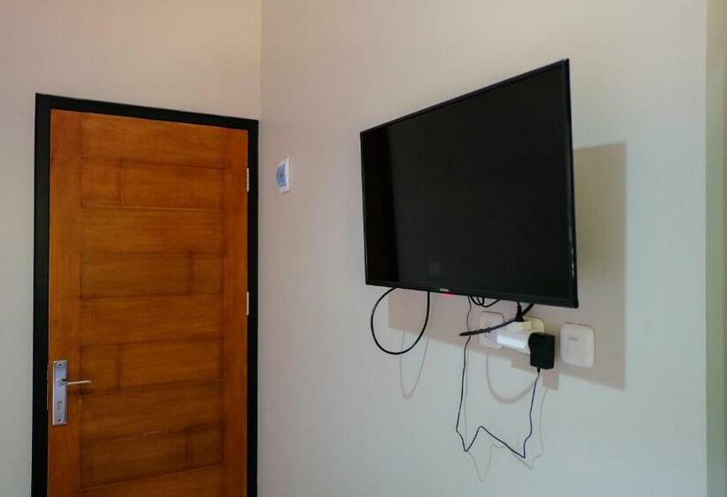 标准间, Reddoorz  Near Trans Studio Mall Cibubur 3