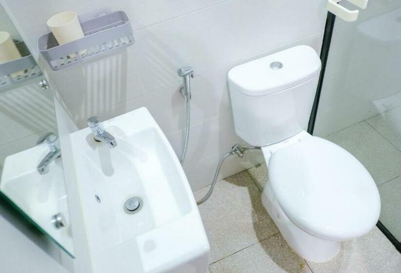 标准间, Reddoorz  Near Trans Studio Mall Cibubur 3