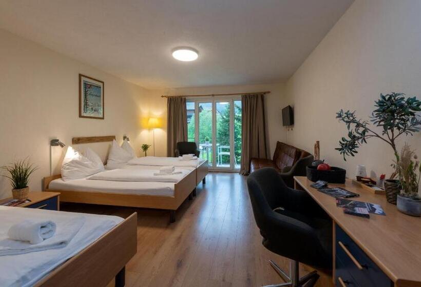 Трехместный Номер Superior, Grischalodge Das Hotel Mit Bergblick Seit 1929   Bitte Beachten Sie Beim Buchen Auf Die Zimmerkatego
