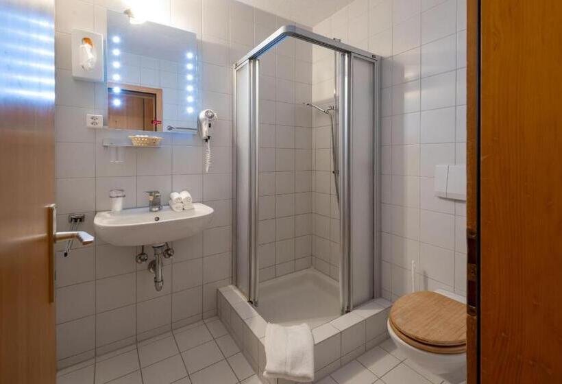 Четырехместный Номер Superior, Grischalodge Das Hotel Mit Bergblick Seit 1929   Bitte Beachten Sie Beim Buchen Auf Die Zimmerkatego