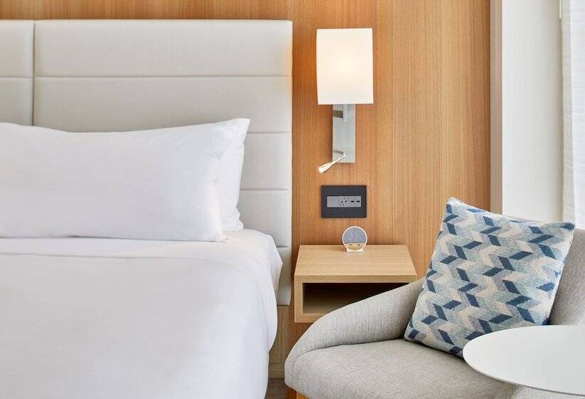 带海景的带双人床的标准间, Ac Hotel By Marriott Fort Lauderdale Beach