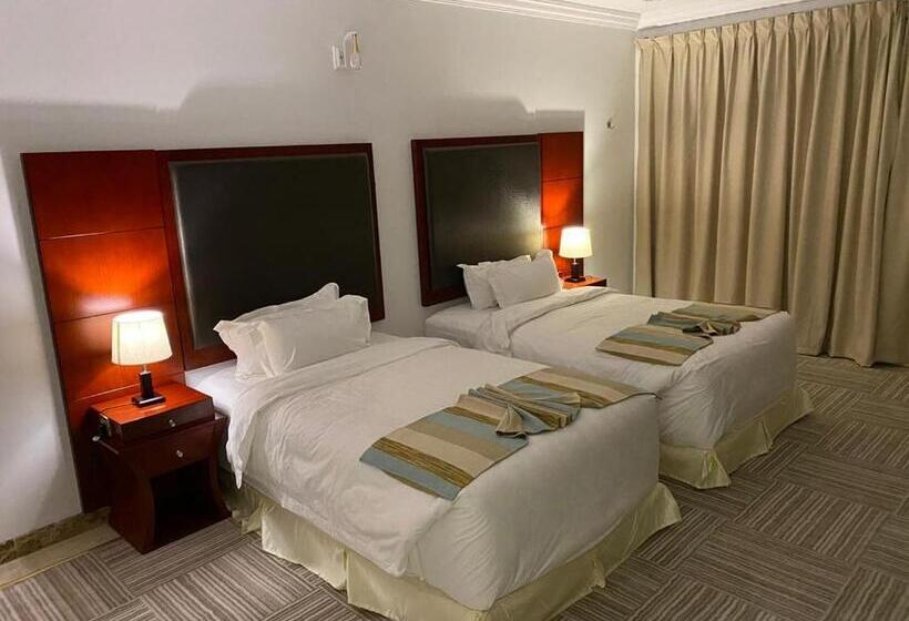 3 Bedroom Suite, Al Wadaq