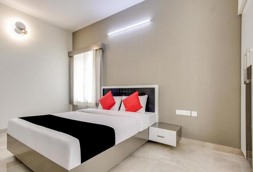 غرفة ديلوكس, Capital O New Paradise Inn