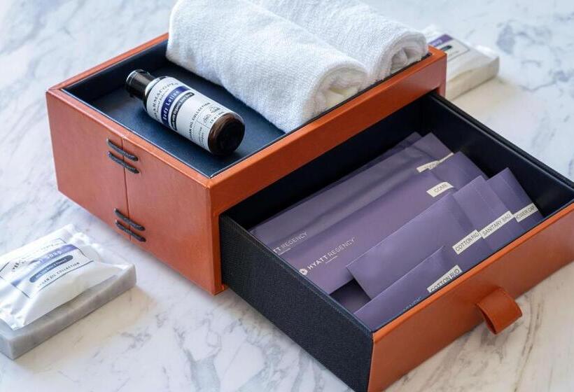 סוויטה מלכותית, Hyatt Regency Phnom Penh