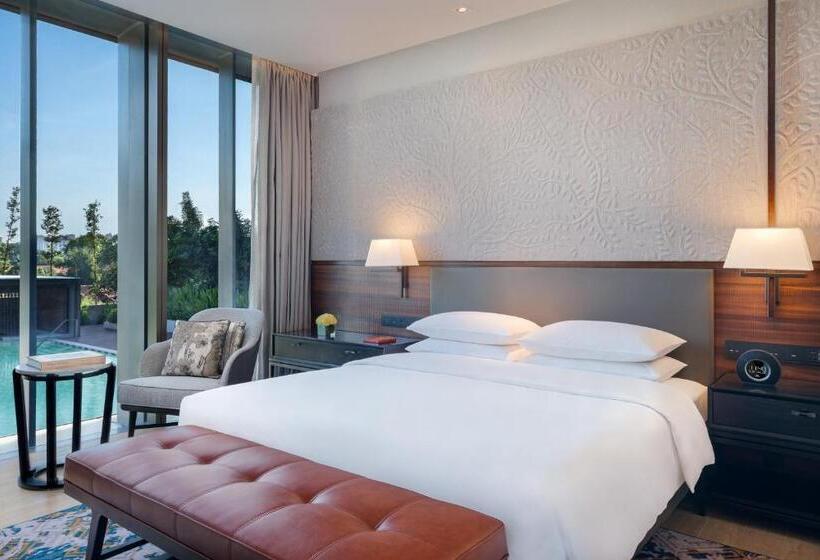 סוויטה מלכותית, Hyatt Regency Phnom Penh