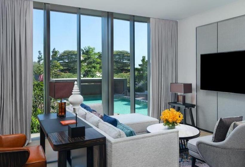 Королевский Люкс, Hyatt Regency Phnom Penh