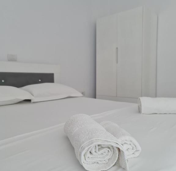 Семейное Студио, Summer Time