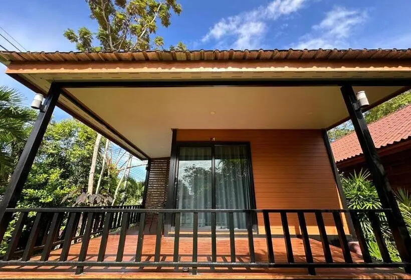 Deluxe-bungalow, Koh Jum Bungalow & Hostel