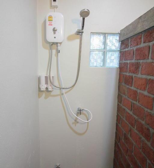 اتاق سوپریور چهار تخته, Koh Jum Bungalow & Hostel