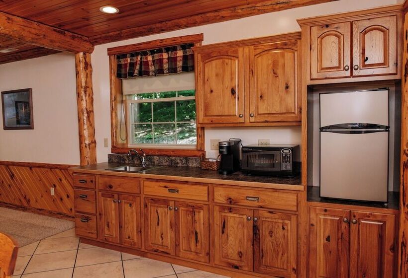 2 베드룸 디럭스 스위트, Sojourner's Lodge & Log Cabin Suites