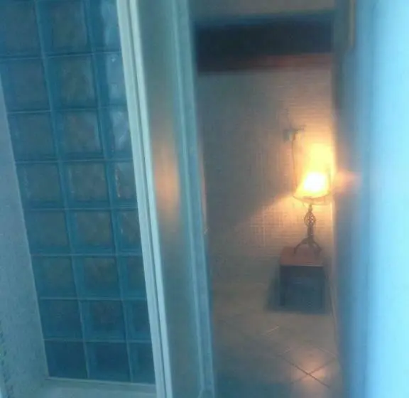 デラックスルーム, B&b Le Stanze Del Moro