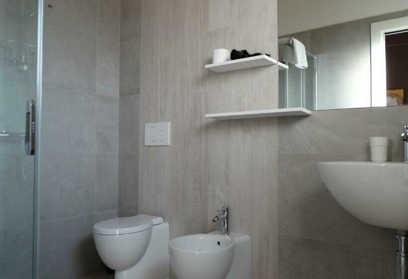 غرفة قياسية, Magrine Castelfranco Veneto