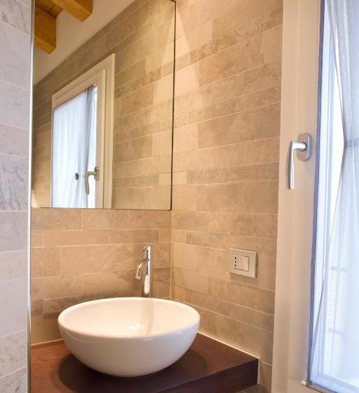 غرفة قياسية فردية, Magrine Castelfranco Veneto