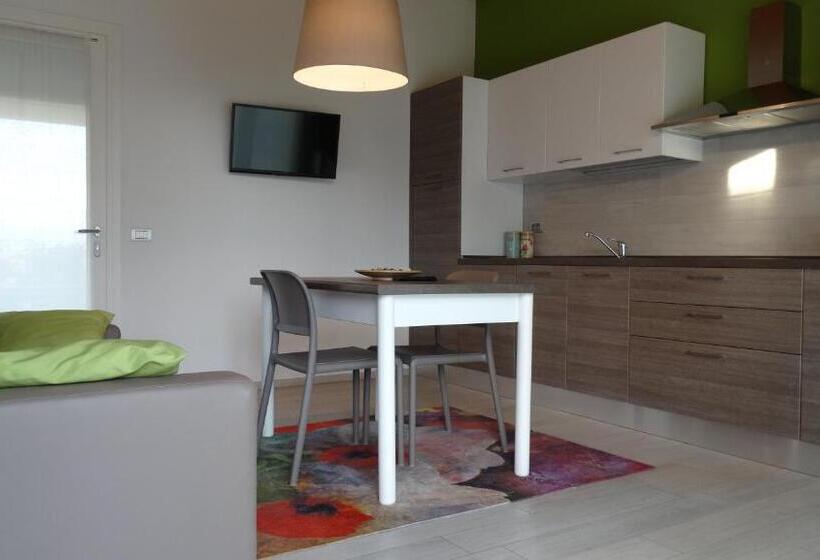 شقة غرفة واحدة مطلة على حمام السباحة, Magrine Castelfranco Veneto