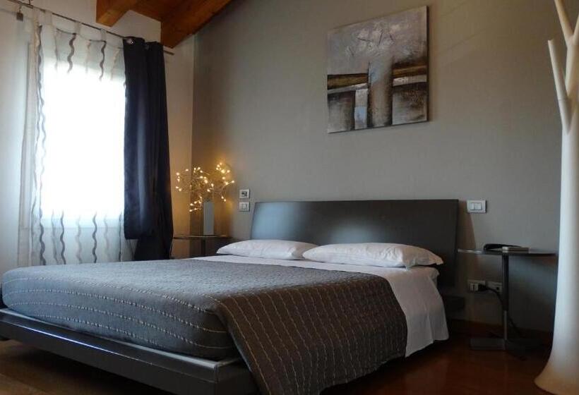 غرفة قياسية, Magrine Castelfranco Veneto