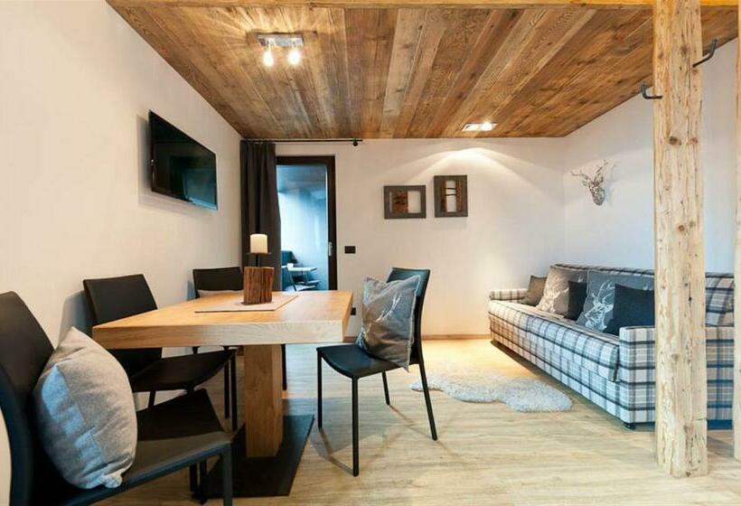 침실 1개 아파트, Burgus - Design Suites & Apartments