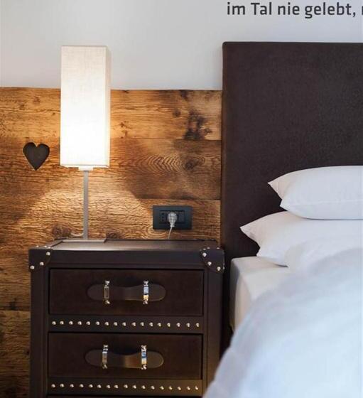 דירת חדר, Burgus - Design Suites & Apartments