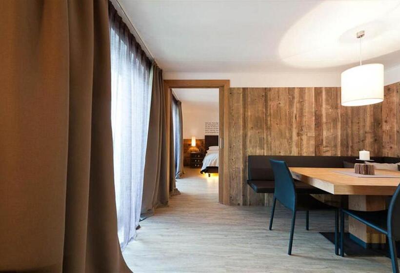 דירת חדר סופריור, Burgus - Design Suites & Apartments