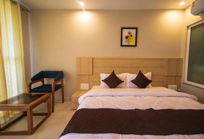 Superior Rum, Punyah Residency Rishikesh