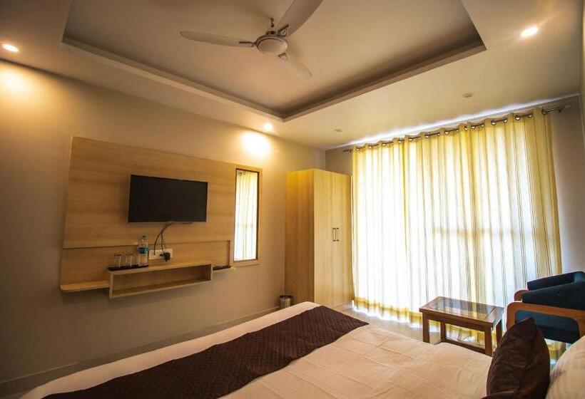 Superior Rum, Punyah Residency Rishikesh