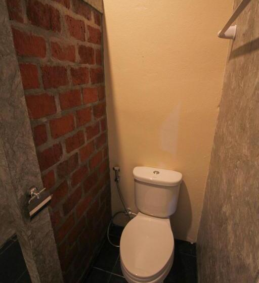 اتاق سوپریور با تخت بزرگ, Koh Jum Bungalow & Hostel