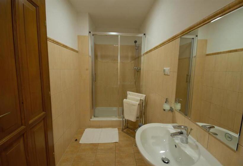 Номер Стандарт, Chaty A Apartmány Kúria Na Táľoch, Tále   Chopok Juh