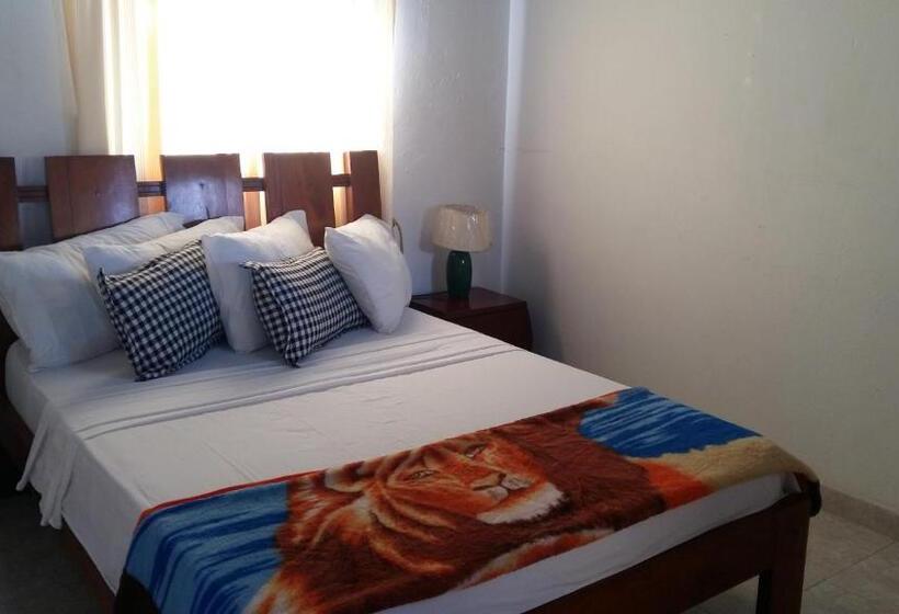 اتاق استاندارد, Casa De España