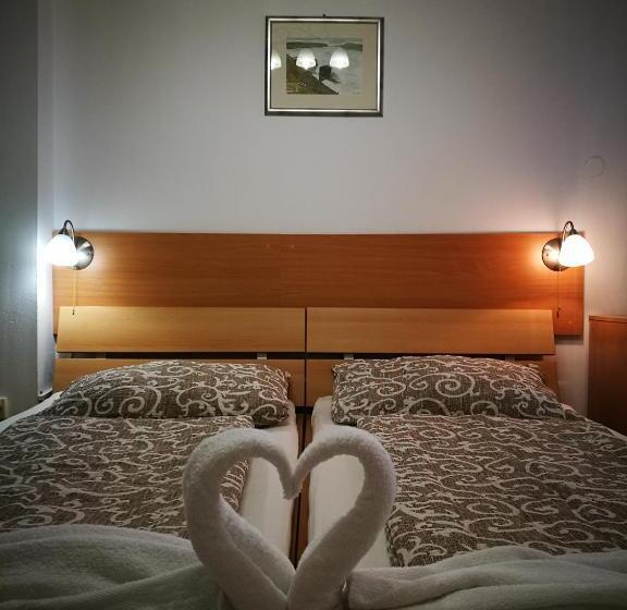 スタンダードルーム, Rooms Aračić