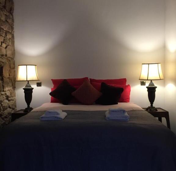 套房, Royal Mile Suites By The Castle