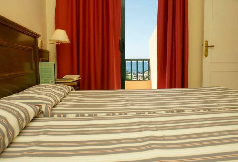 Апартаменты 1 Спальня, Complejo Las Tres Palmeras