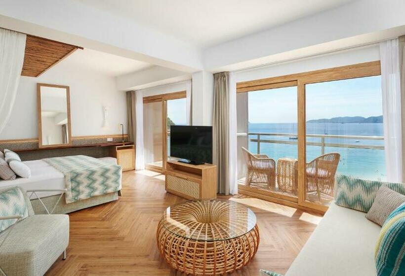 جناح جونيور مطلّ علي البحر, El Somni Ibiza Dream Hotel By Grupotel