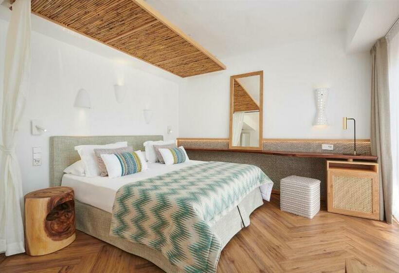جناح جونيور مطلّ علي البحر, El Somni Ibiza Dream Hotel By Grupotel