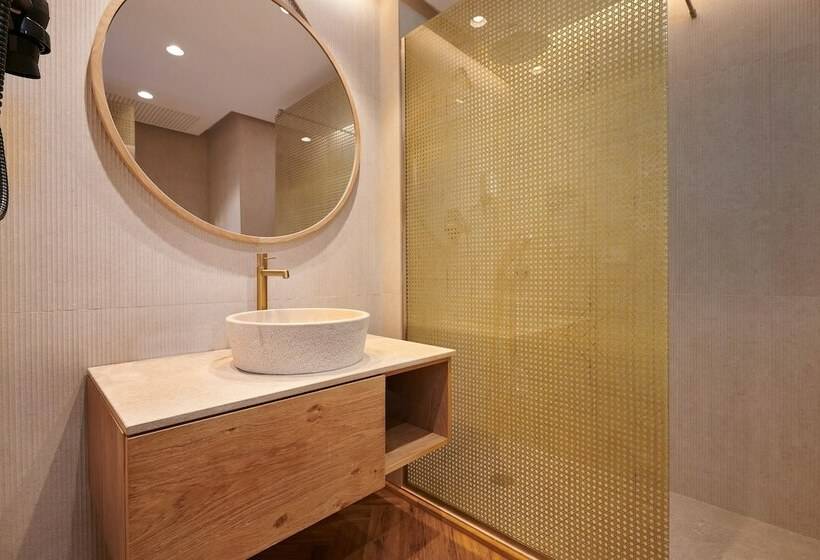 جناح جونيور مطلّ علي البحر, El Somni Ibiza Dream Hotel By Grupotel