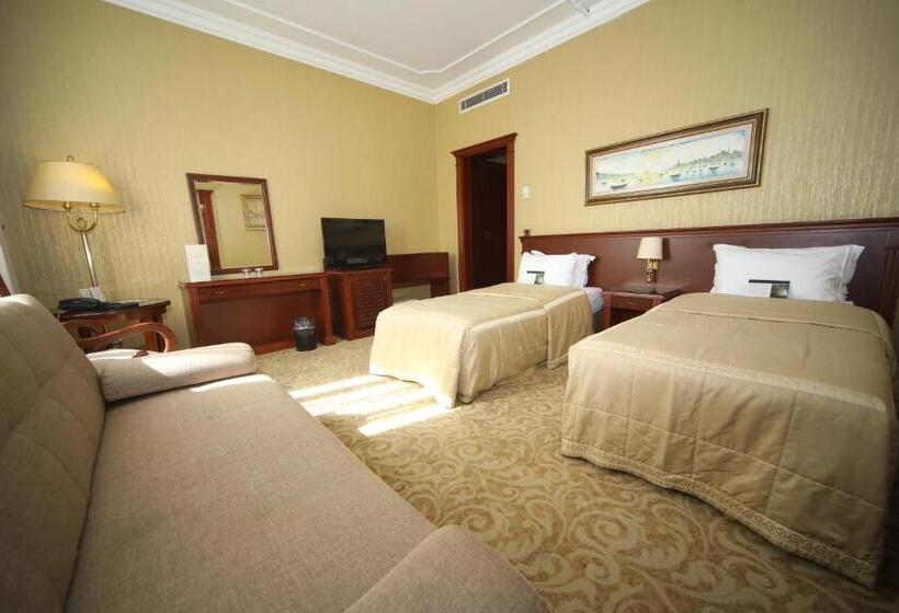 سوییت, Bilek Istanbul