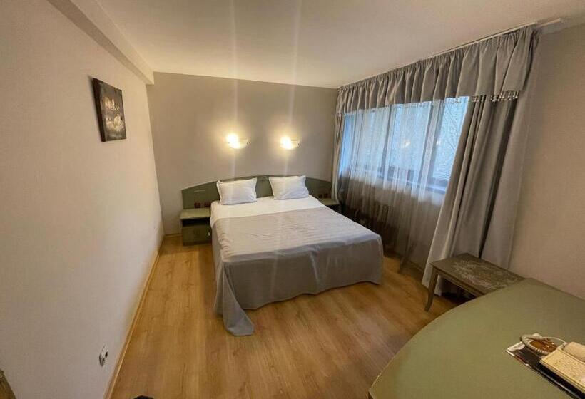 غرفة قياسية, Breza