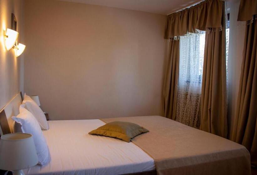 غرفة قياسية, Breza