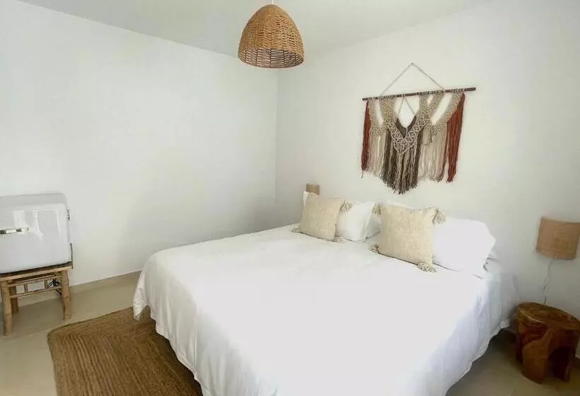 اتاق استاندارد, Unio Ibiza Adults Only