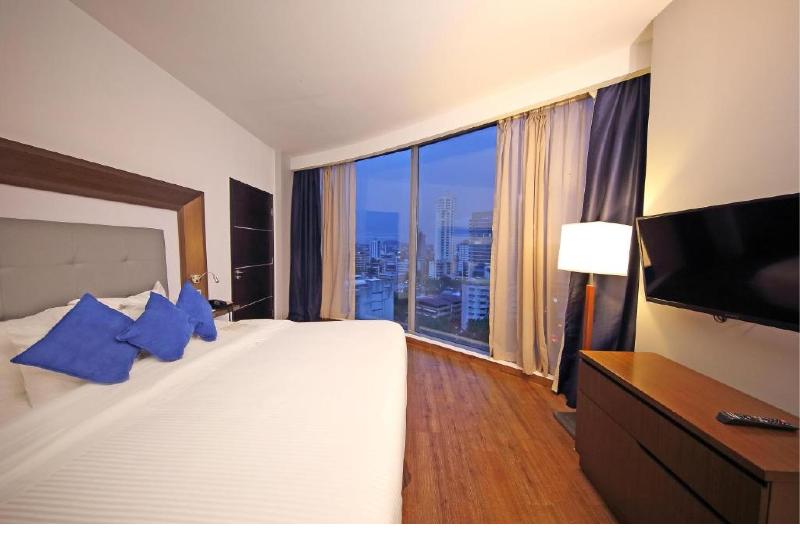 스탠다드 룸, Camoes