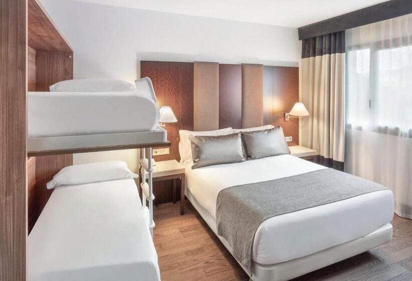 اتاق خانوادگی, Catalonia El Retiro